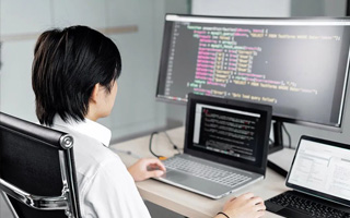 涿州 ,php声明和调用变量的符号是什么？